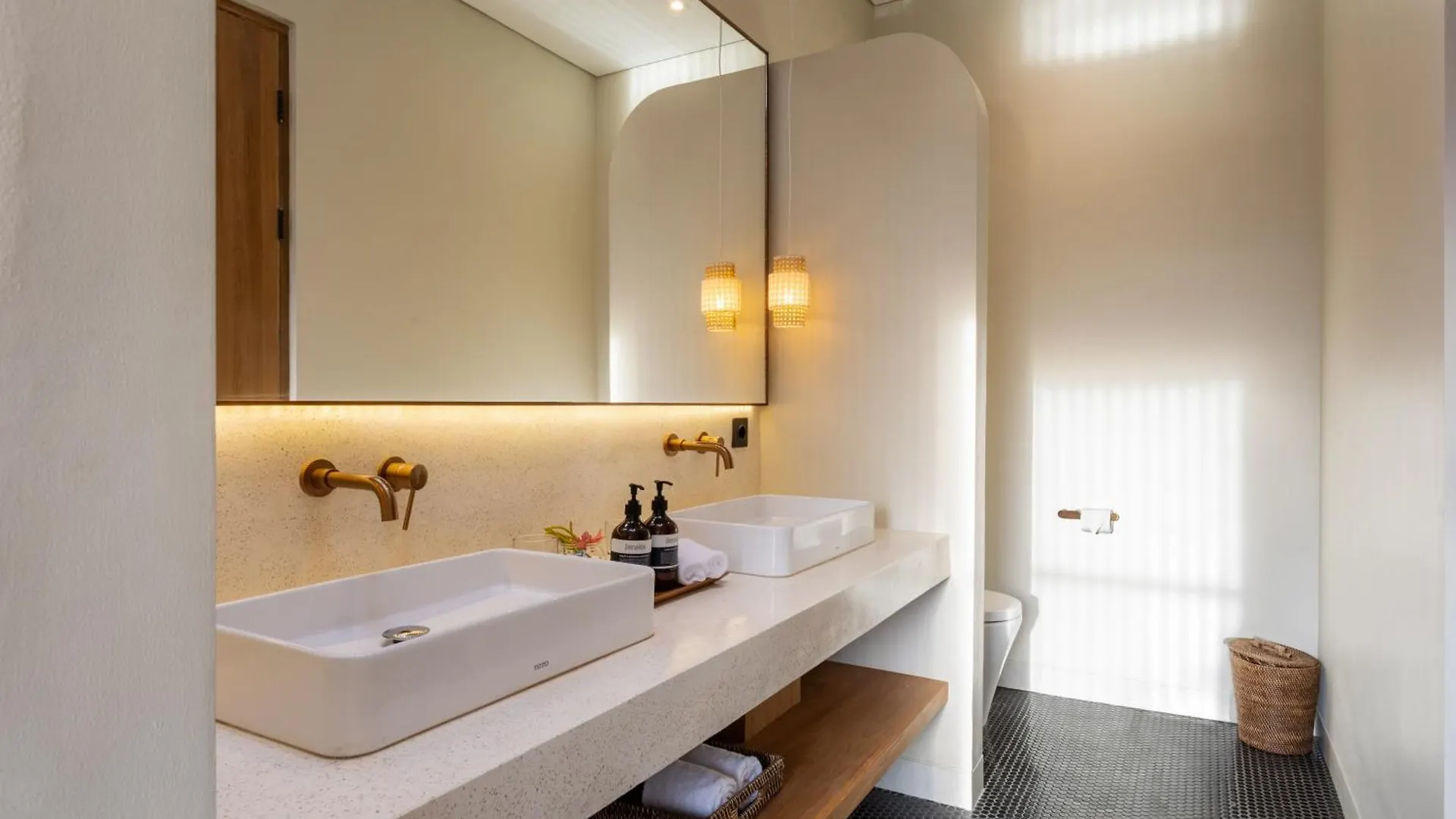 Hood Villas Bingin Premium 3Bdr Villa Pecatu  0*, Pecatu (Bali) Indonesia
